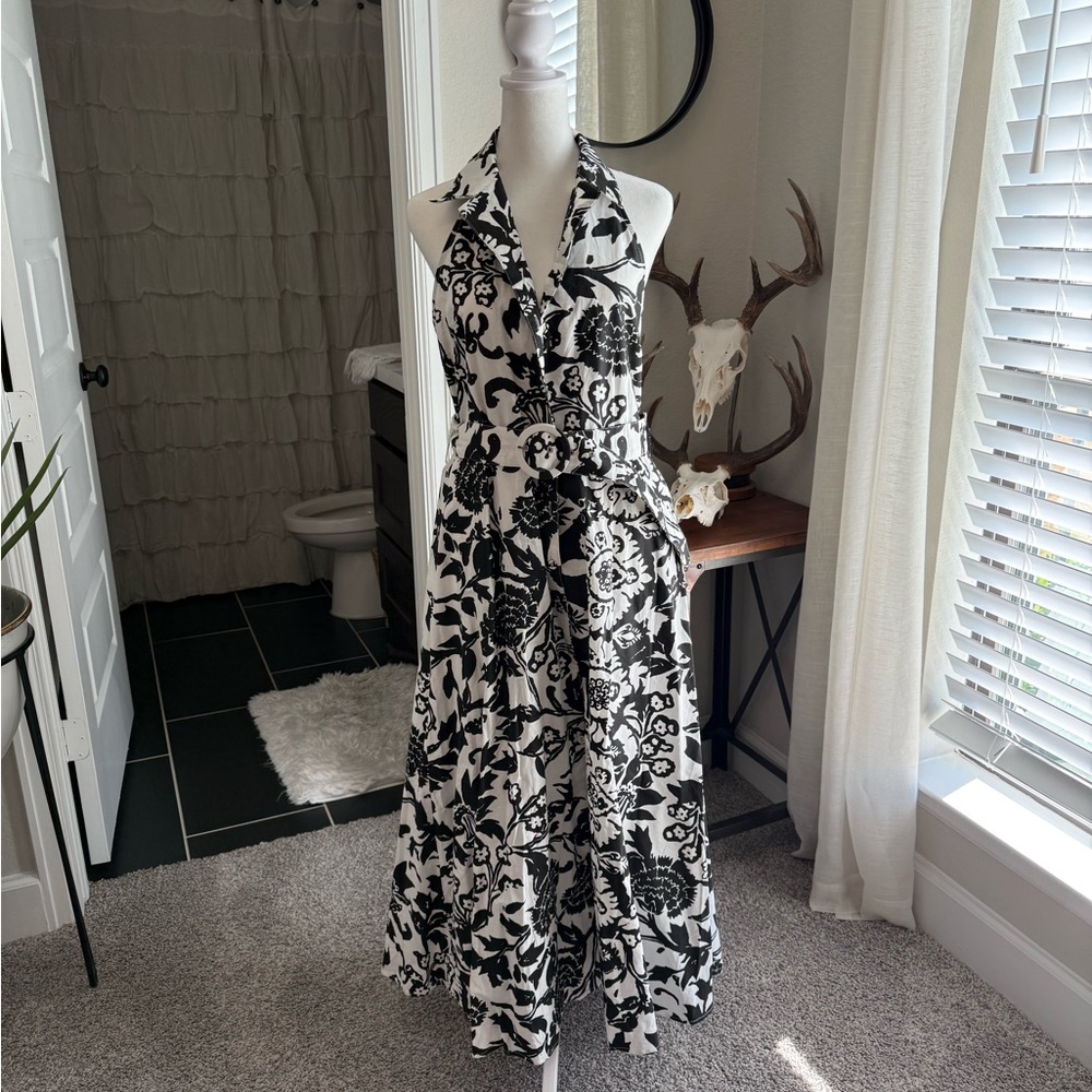 Entro Black and White Floral Maxi Dress